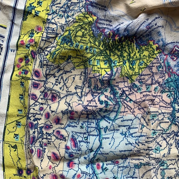 RARE Carven Map Wanderer Travel Print Silk Top - Picture 3 of 8